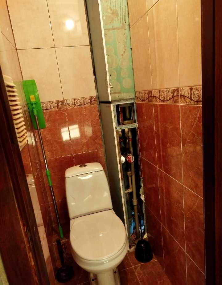 1832539436778067