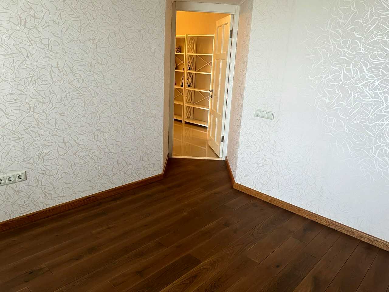 1827472345141382