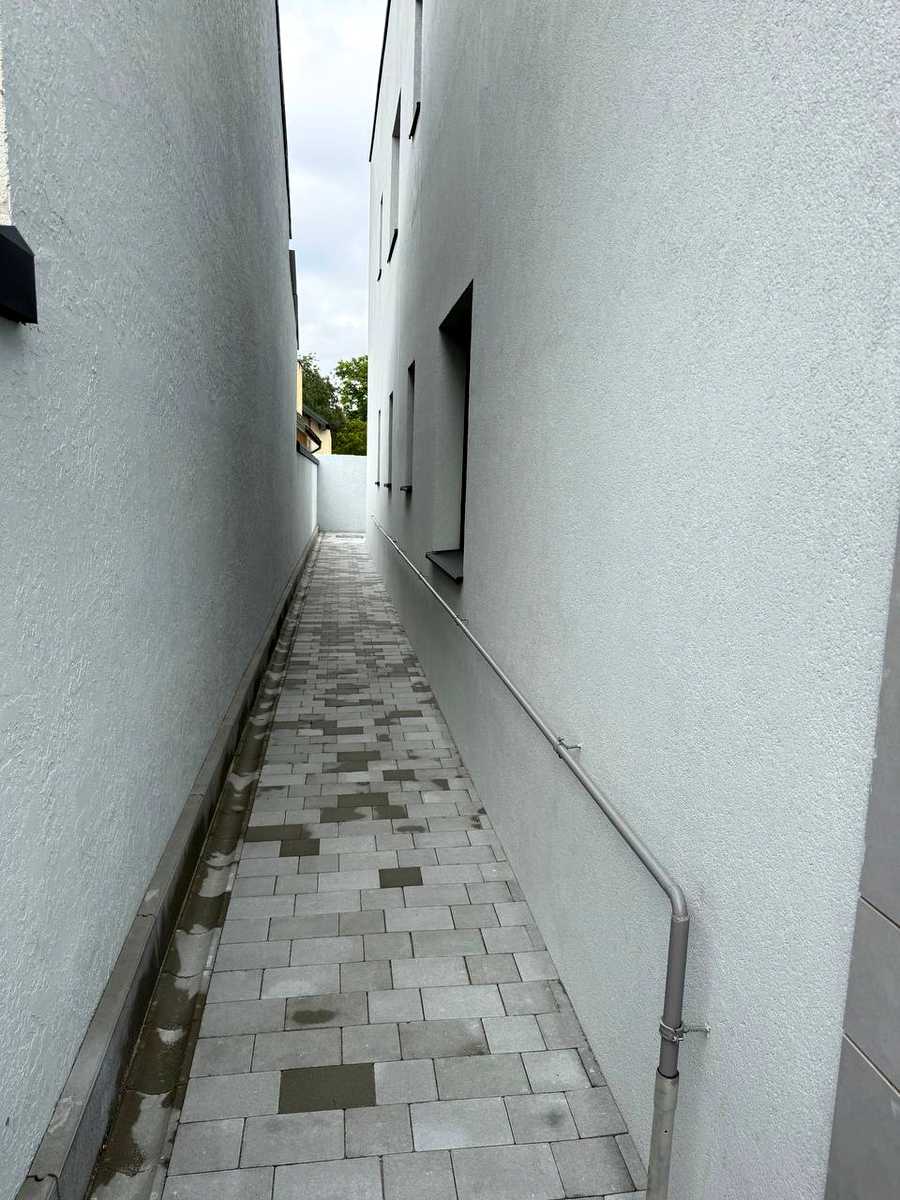 1843334520422413