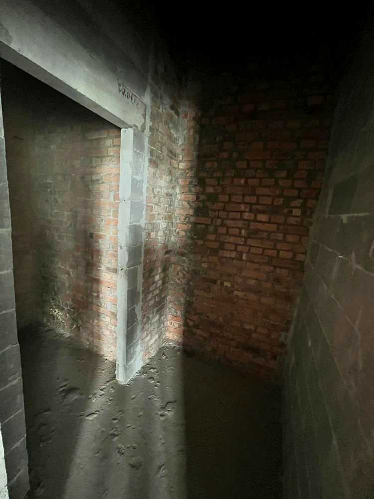 1835283269195713