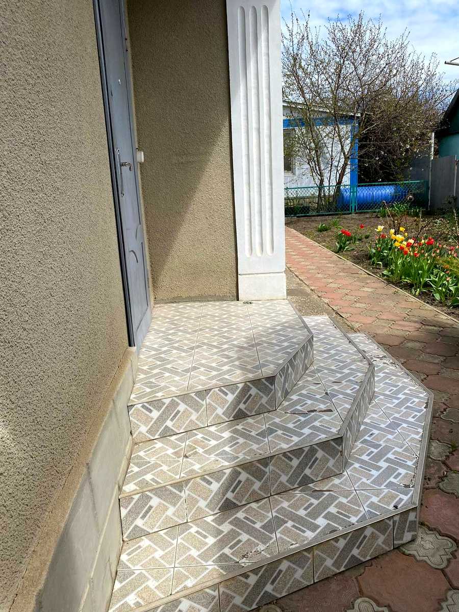 1829586299237125