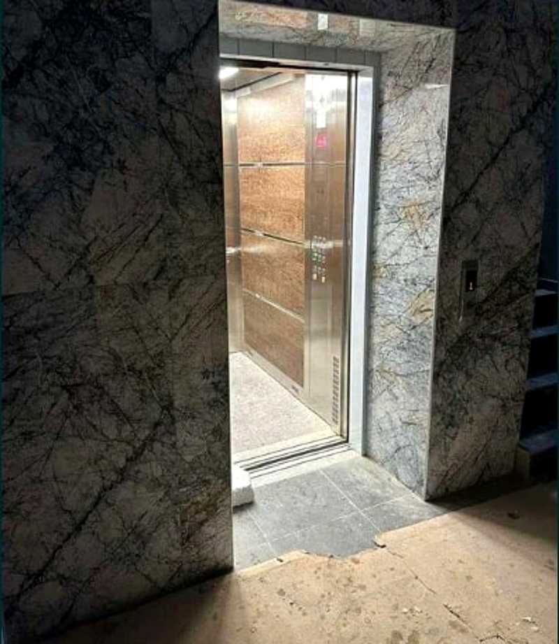 1817174042211559