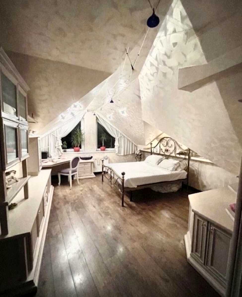1838988495259607