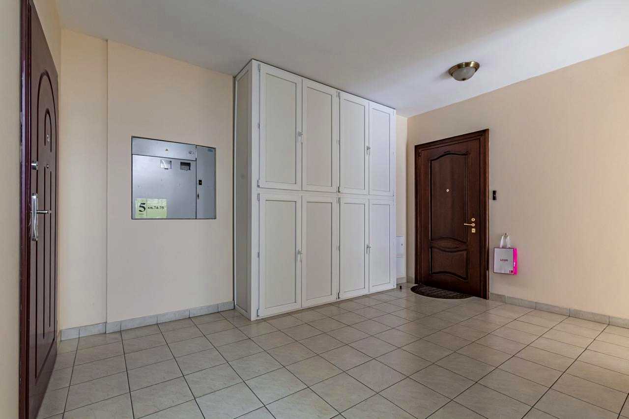 1845665338637239