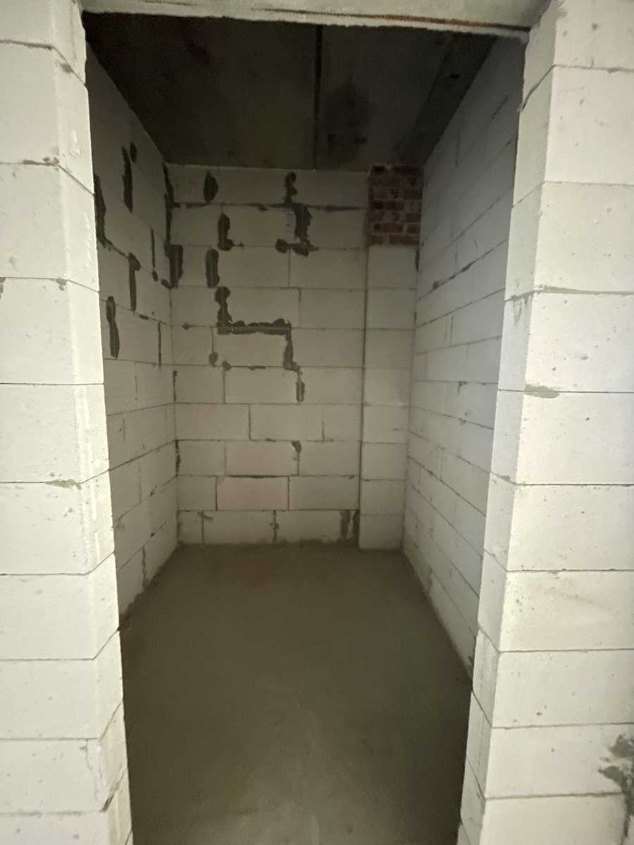 1833550720833731