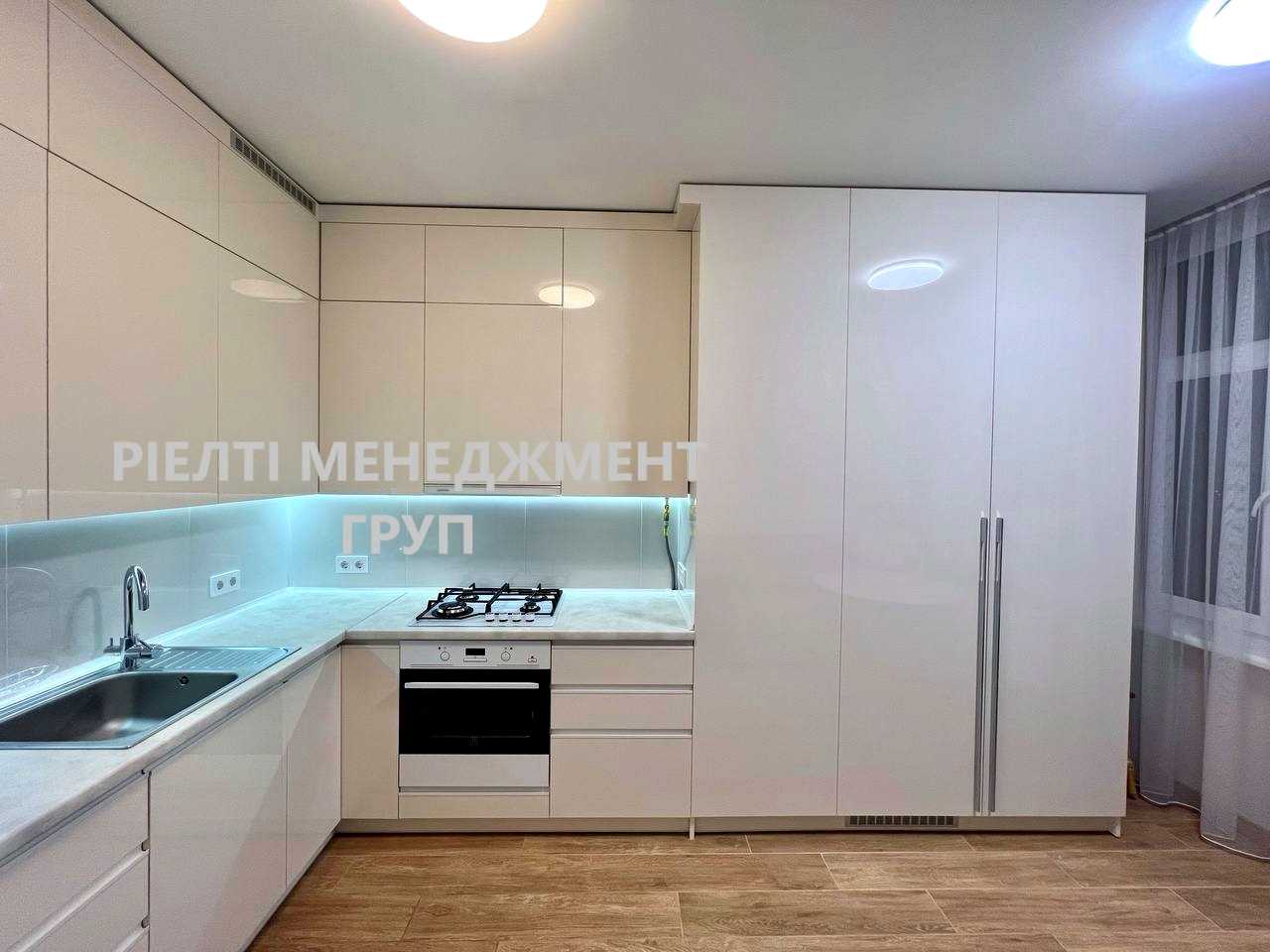 1816572812179140