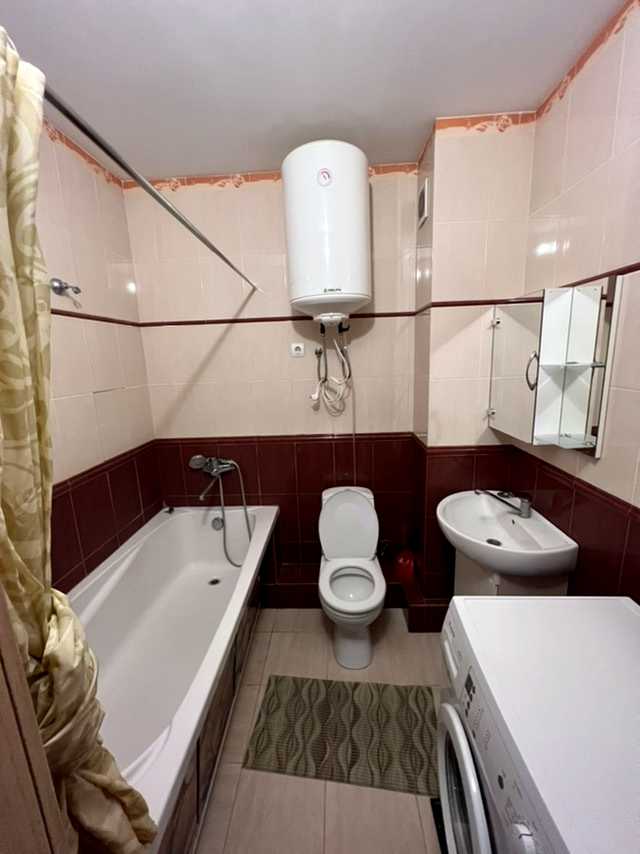 1734085832481878