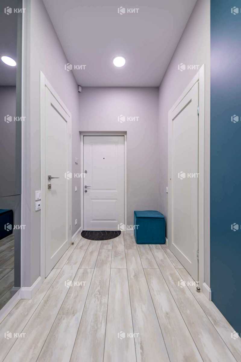 1835887002671302