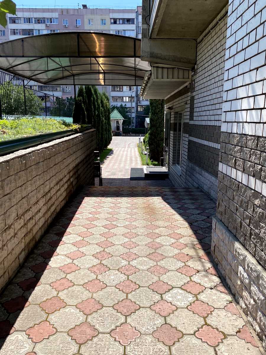 1674557581323145