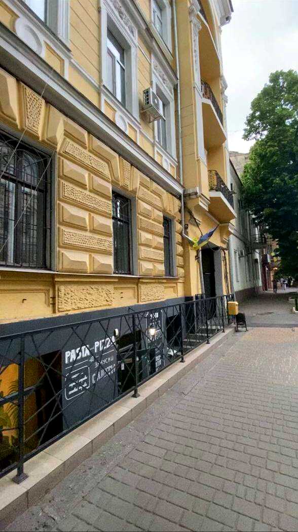 Многокомнатная квартира по адресу ул. Садовая (площадь 162,5 м²) Многокомнатная квартира по адресу ул. Садовая (площадь 162,5 м²) - Atlanta.ua