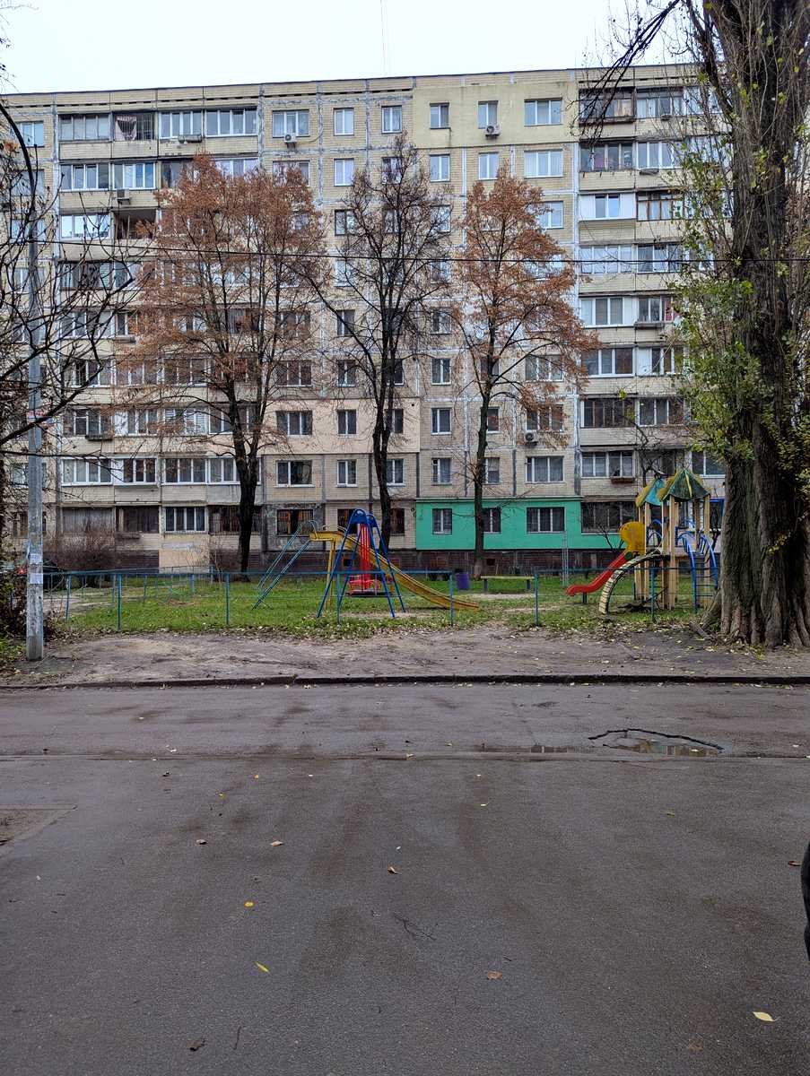 1851290469929440