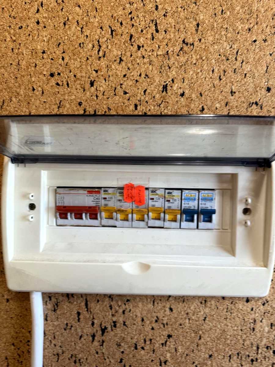 1830910428044121