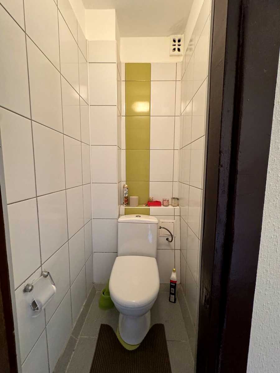1835628031879243