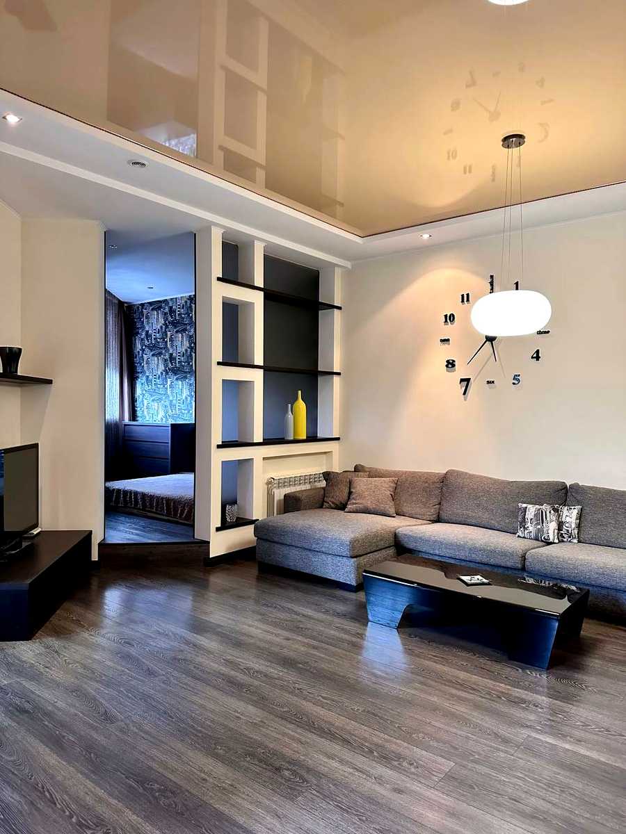1834651060823322