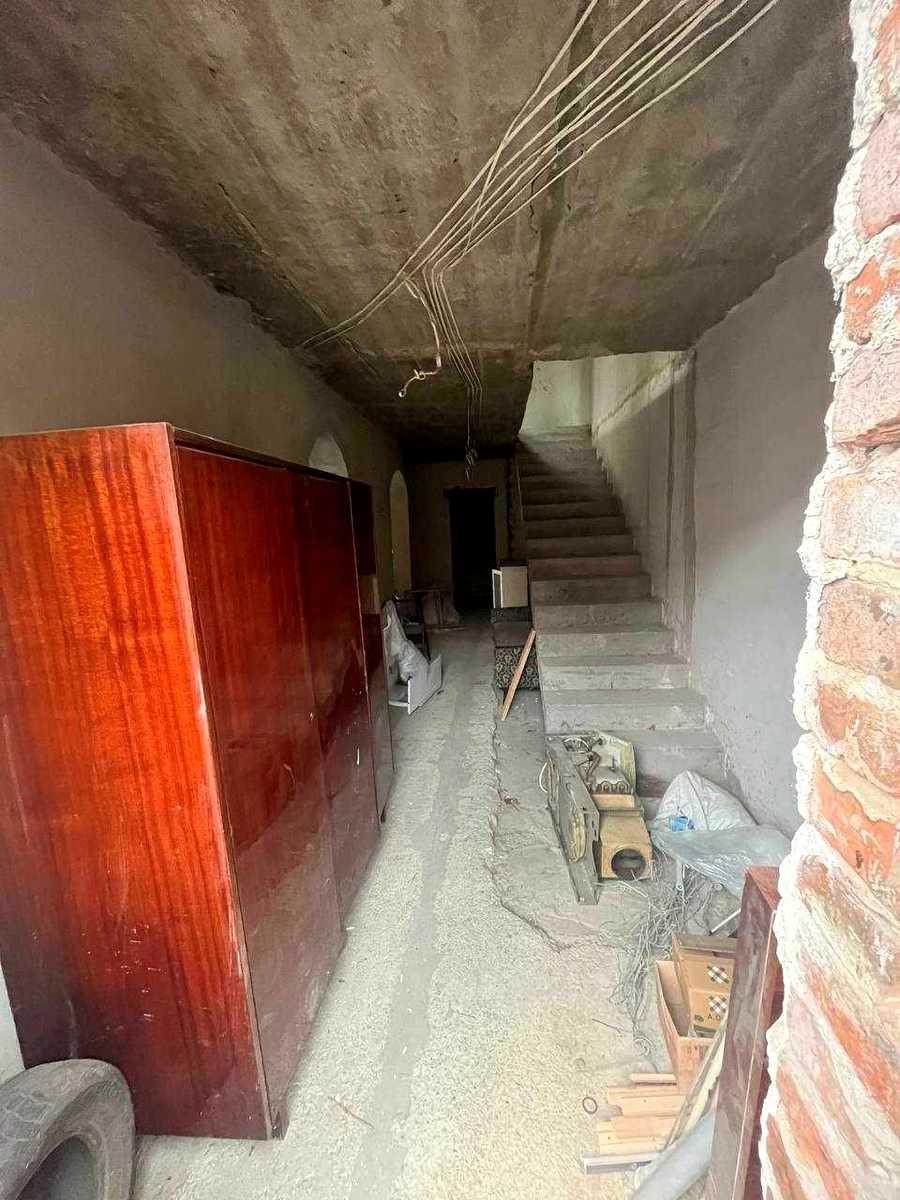 1836637722798200