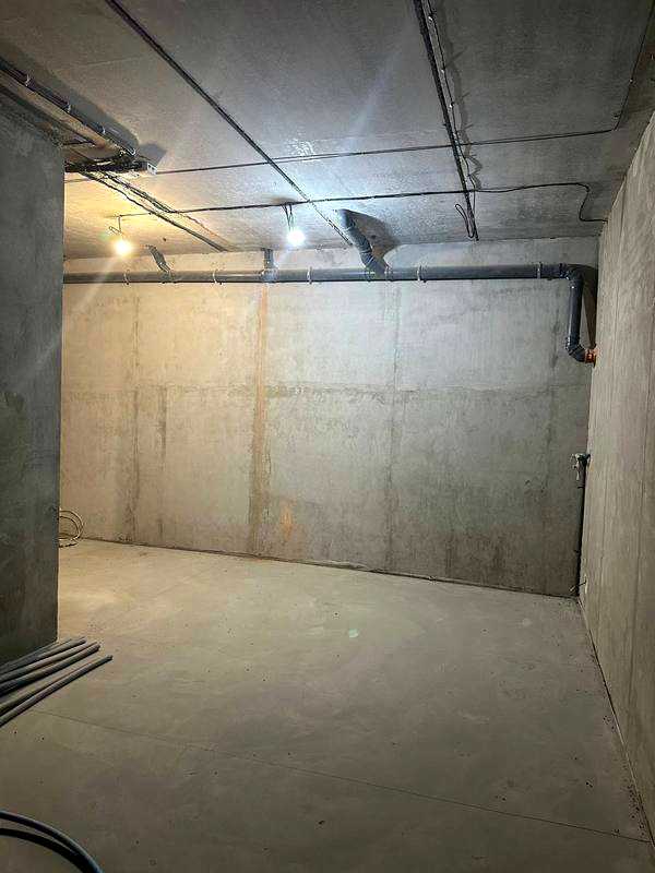 1808168145668103