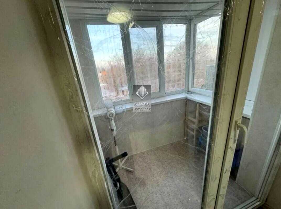1831581858433911