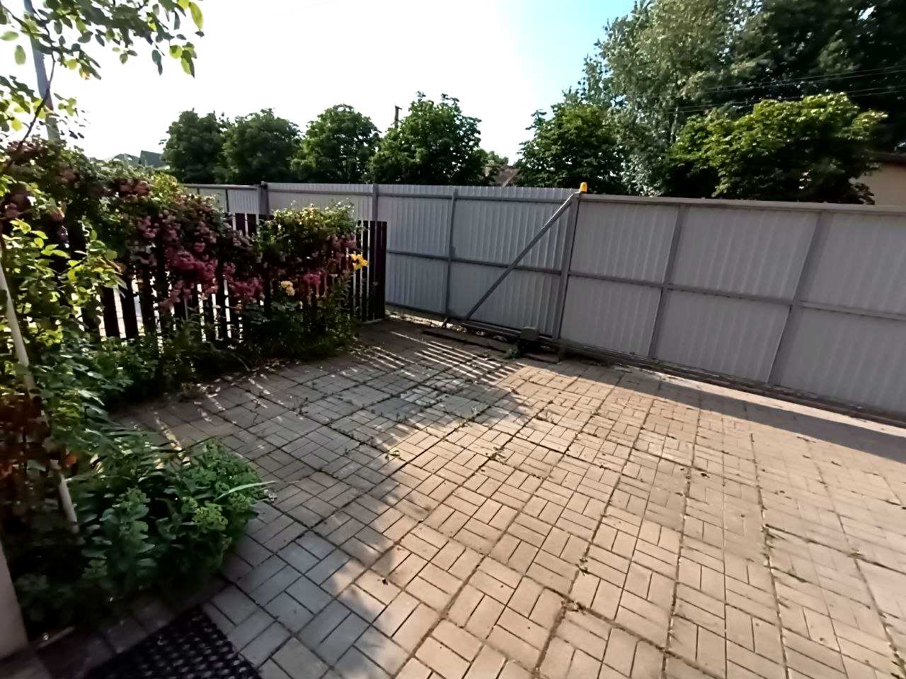 1839780145351655
