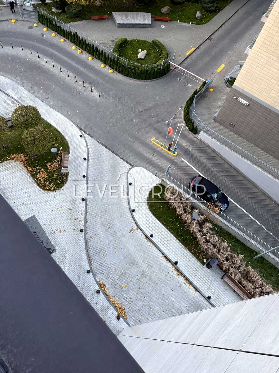 1851574794180103