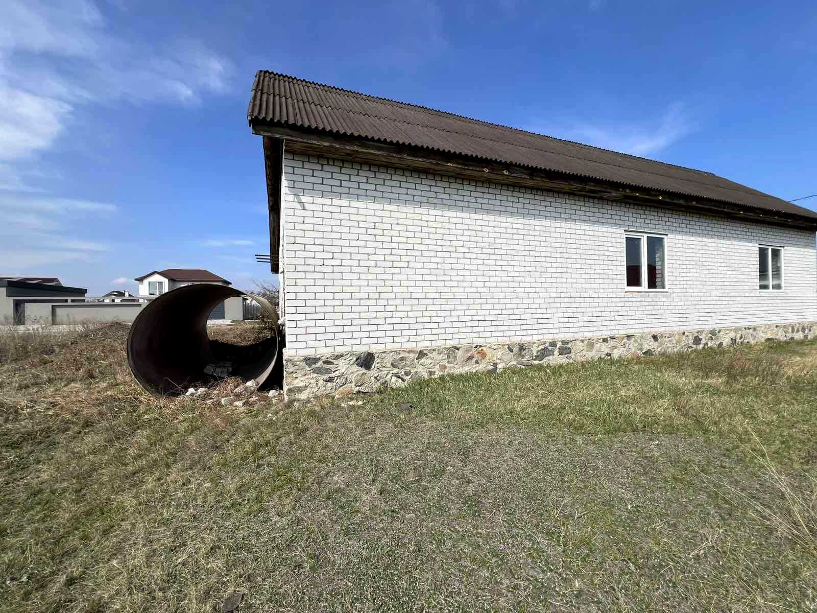 1828085778413596