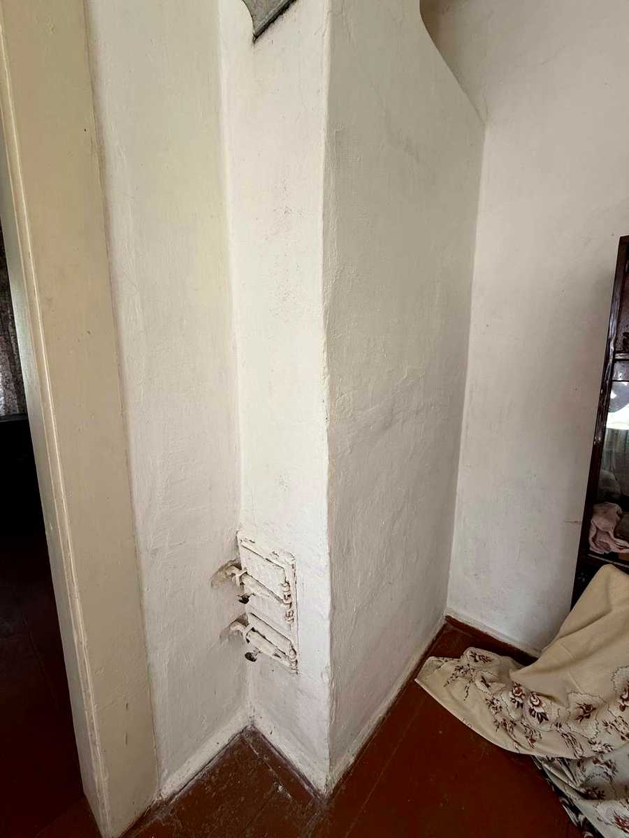 1838881863695593