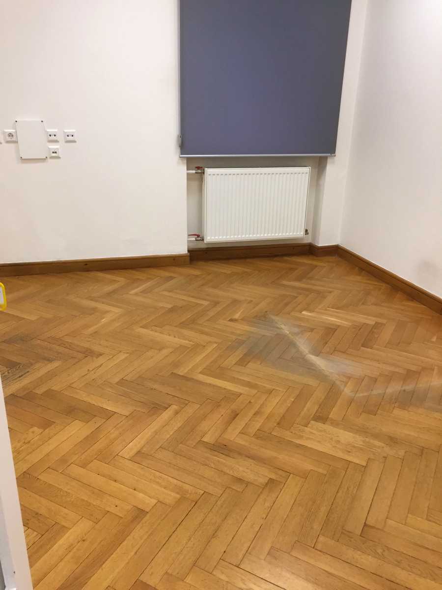1770896377535687