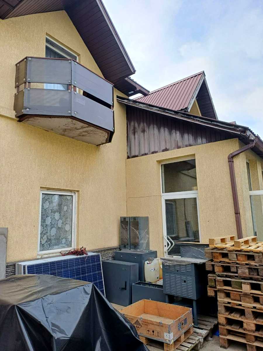 1835442434891863