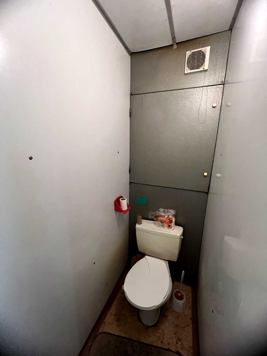 1839609457850379