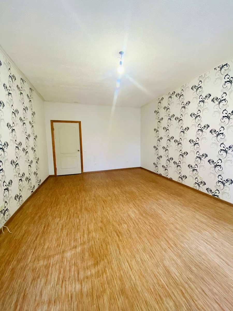 1785613768185295