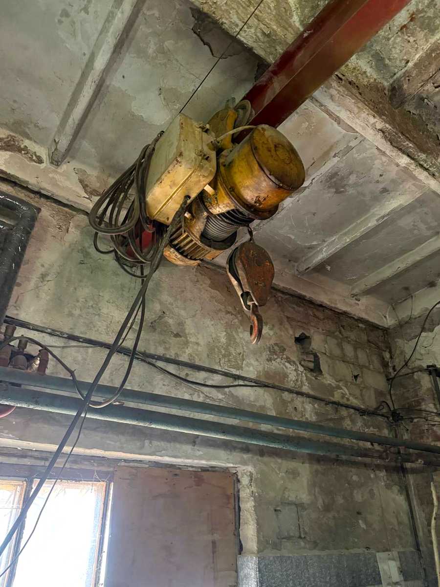 1826031160930122