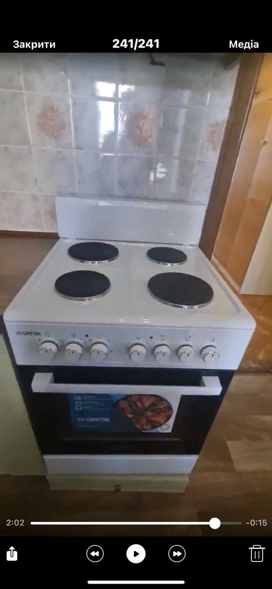 1809877892656971