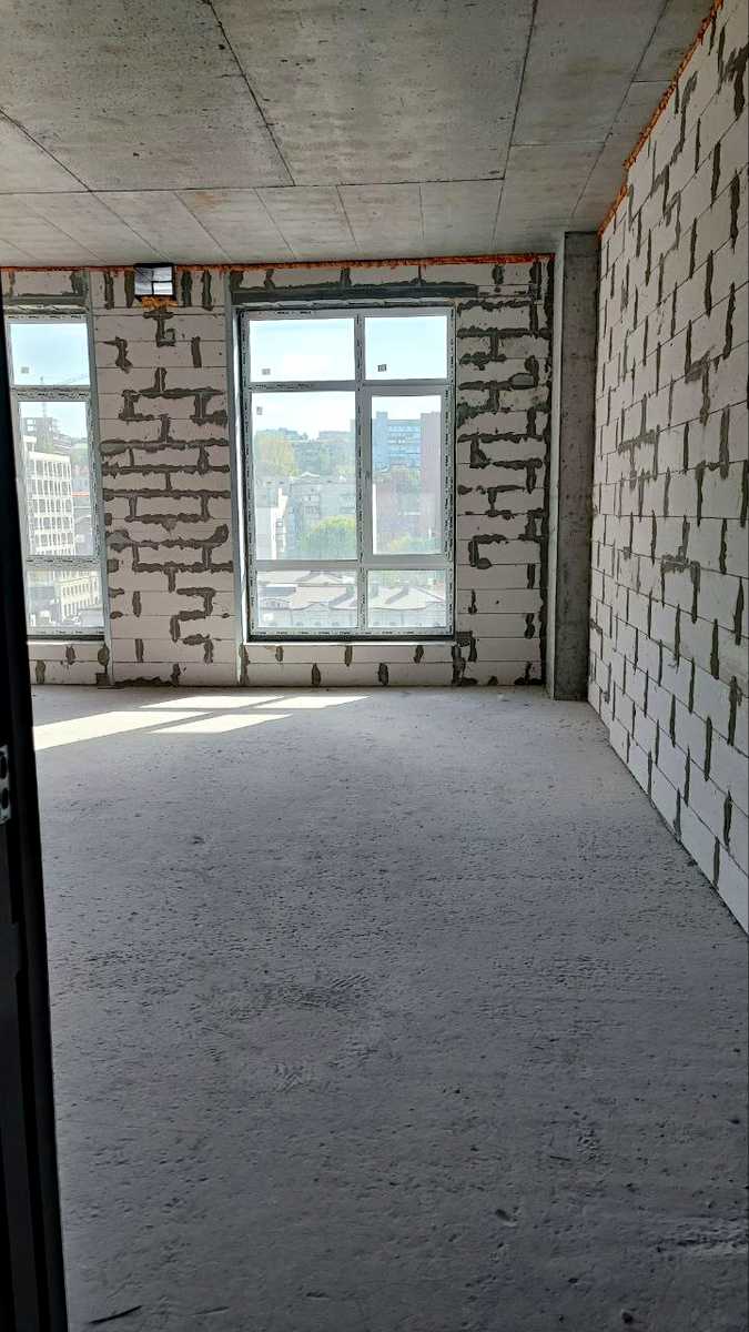 1827562044555966