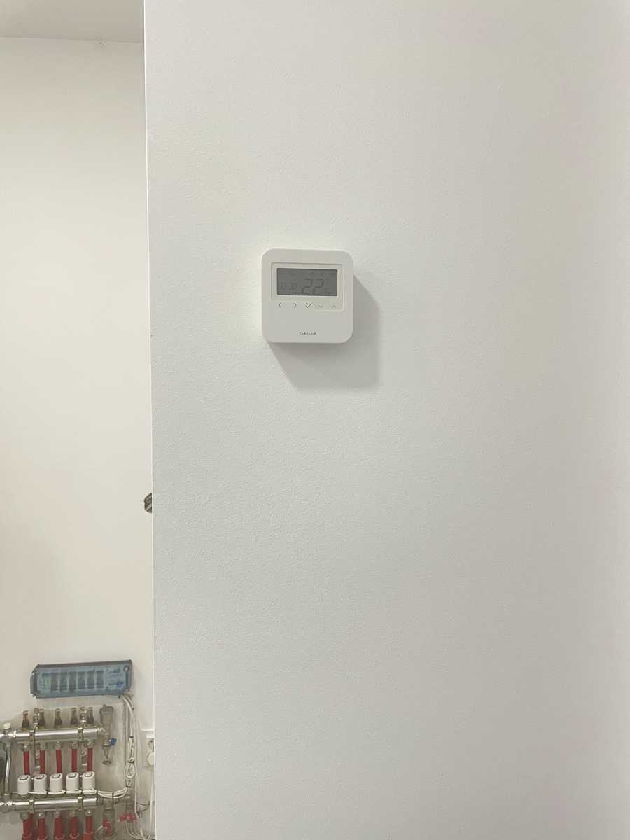 1834747237492099