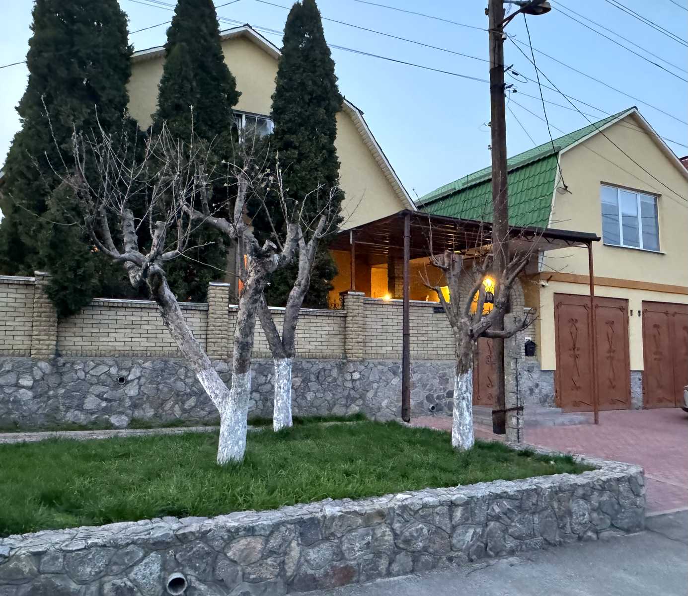1829747267636315
