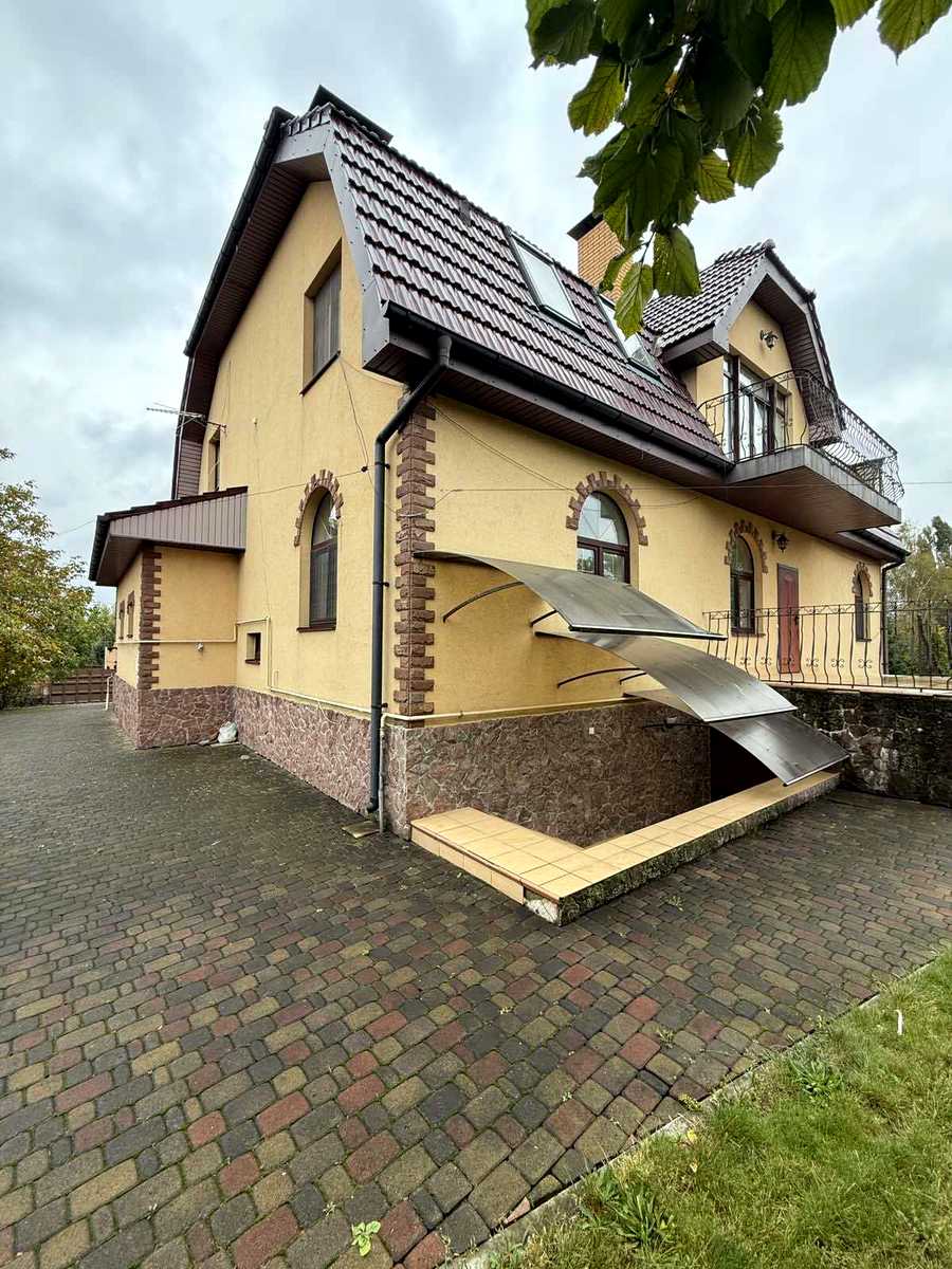 1845870141867309