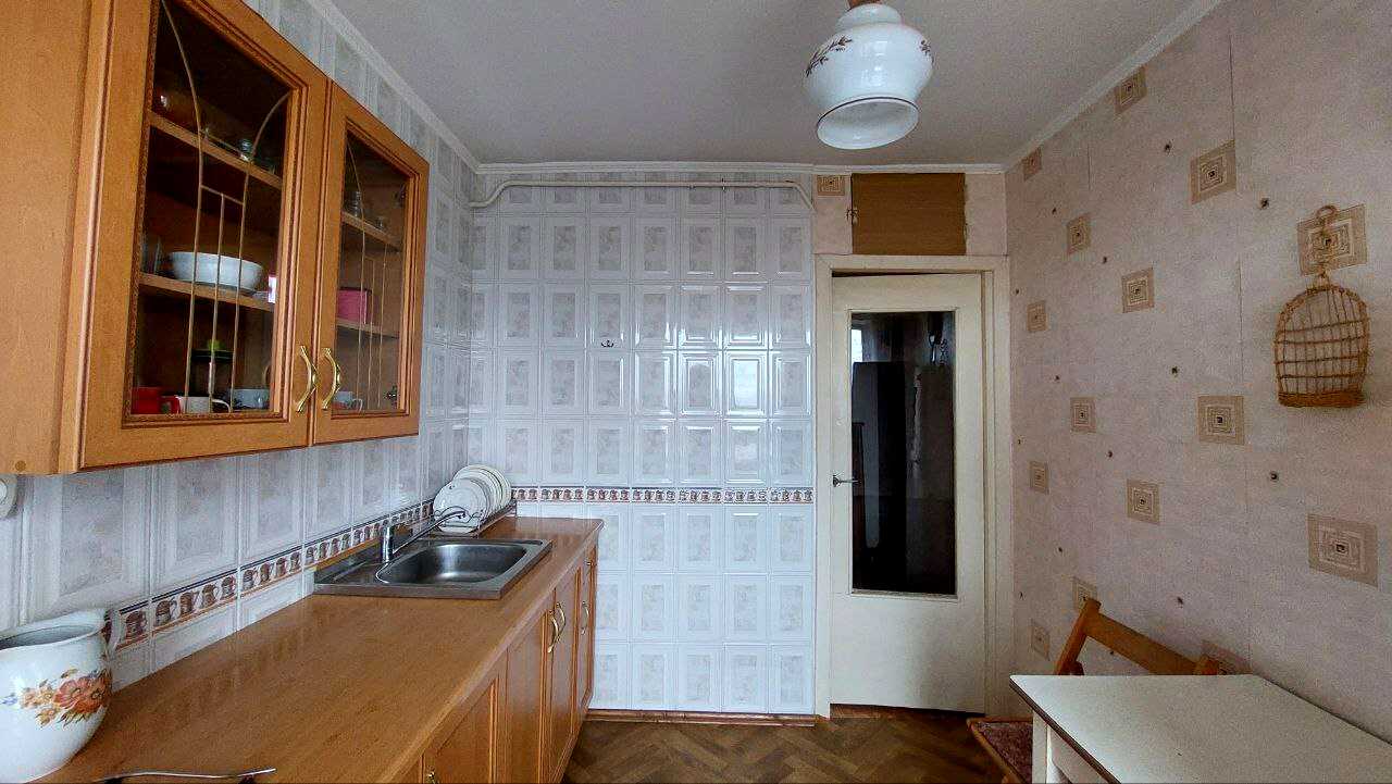 1819319439571257