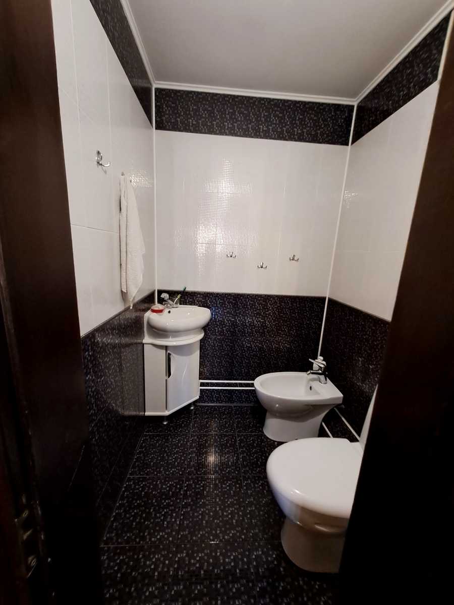 1782808460031810