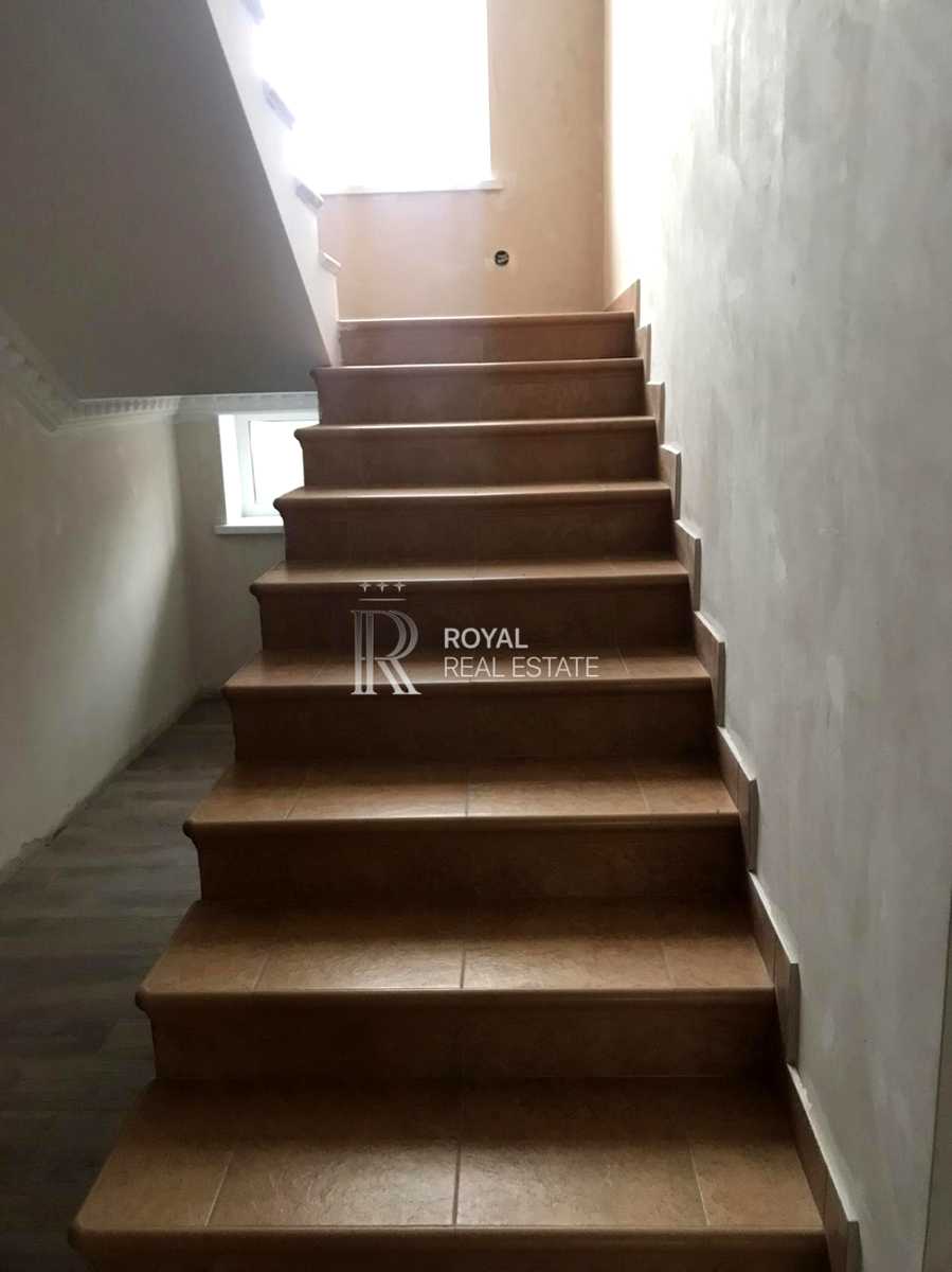 1846495530072840