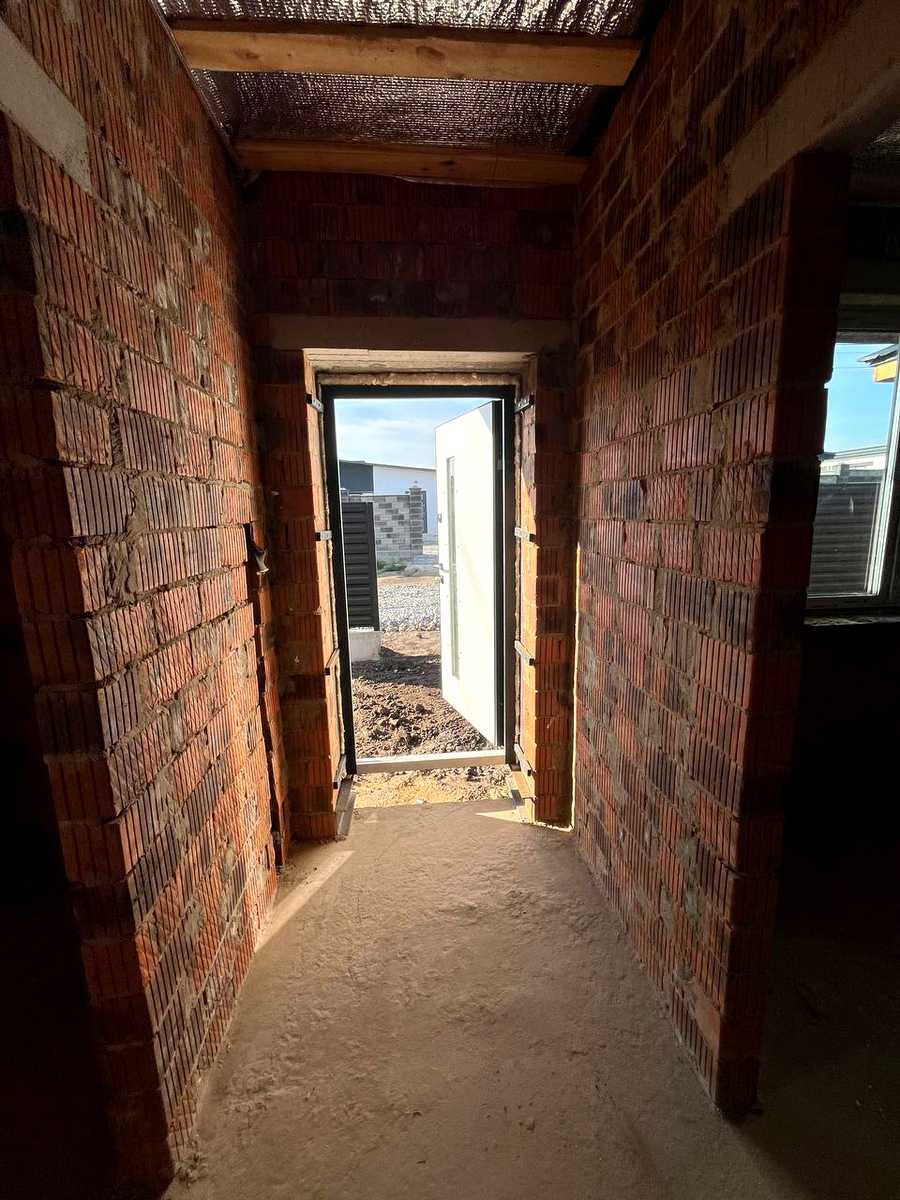 1847586034673891