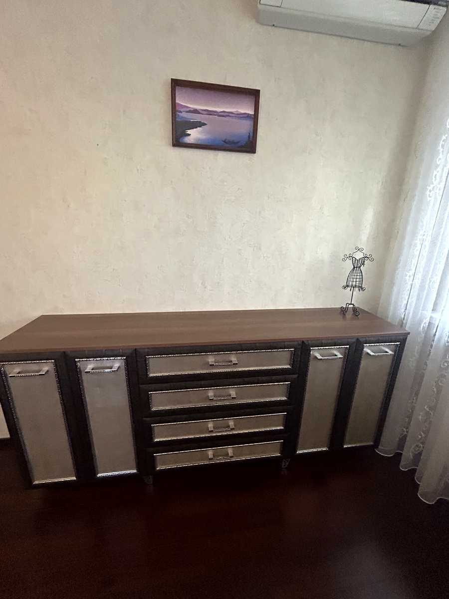 1835989616248037
