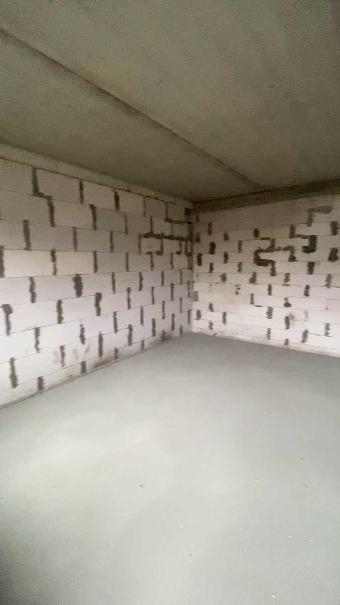 1825564628459104