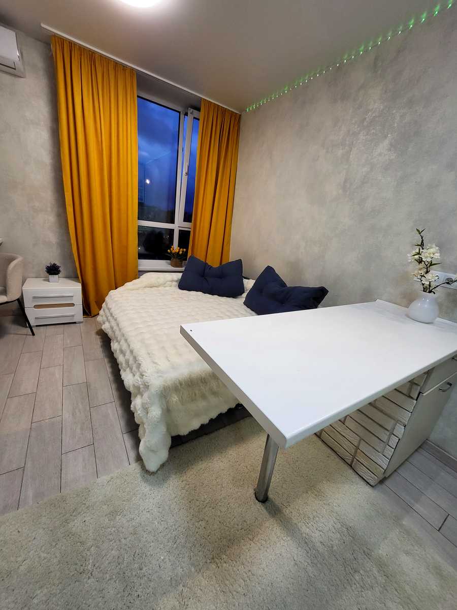 1828458253252773