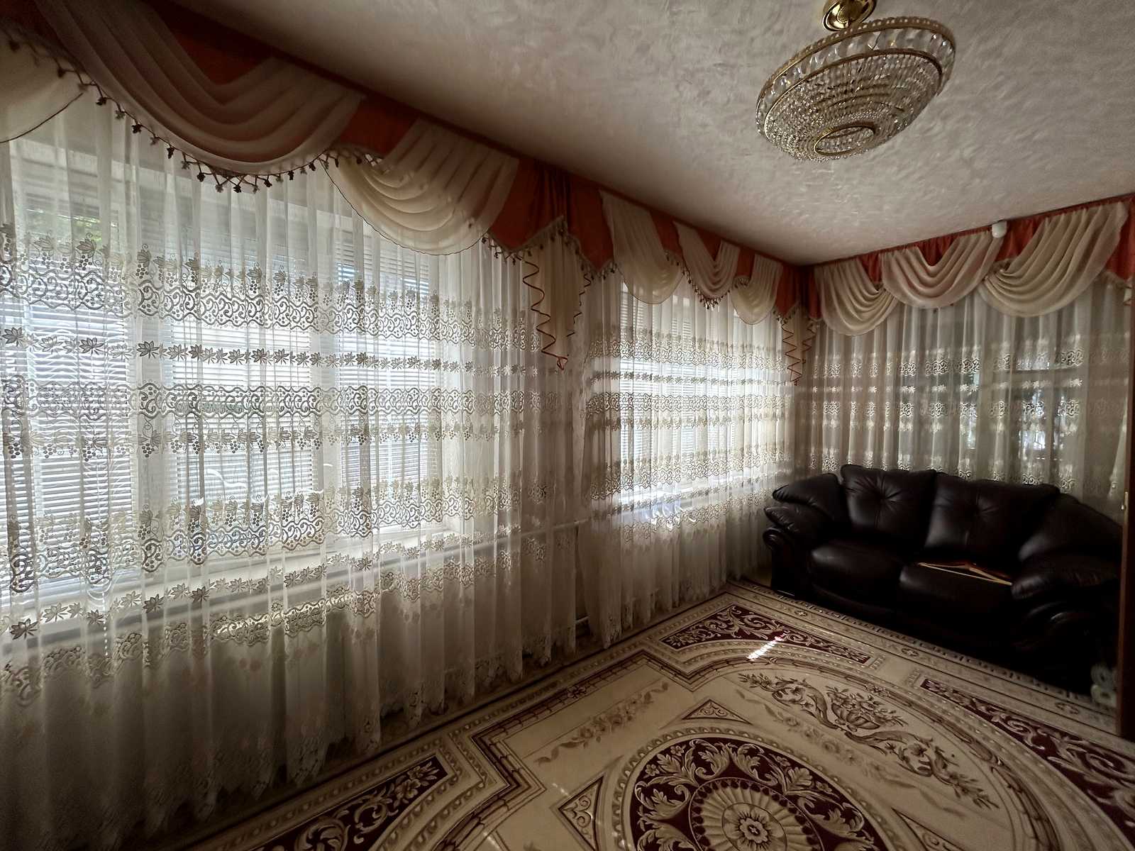 1839857959488633