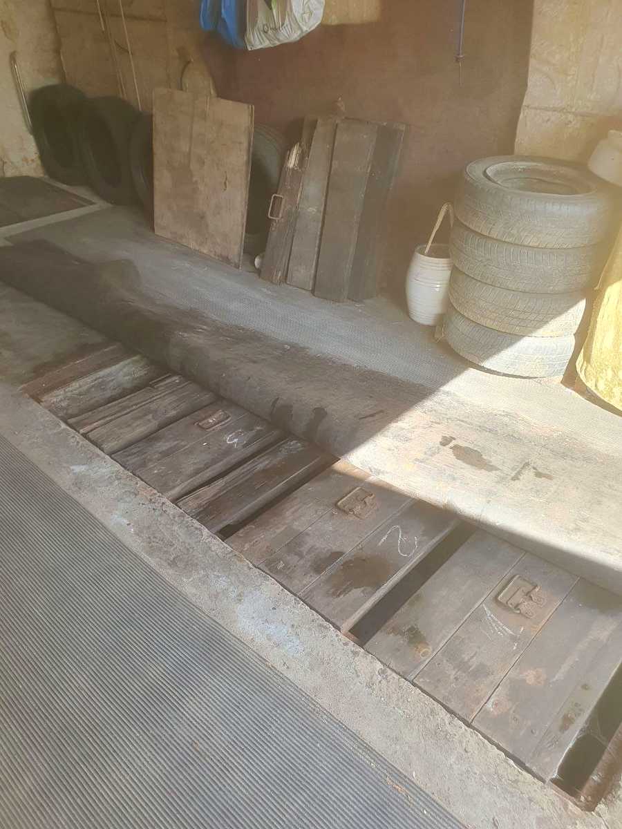 1850307443836503
