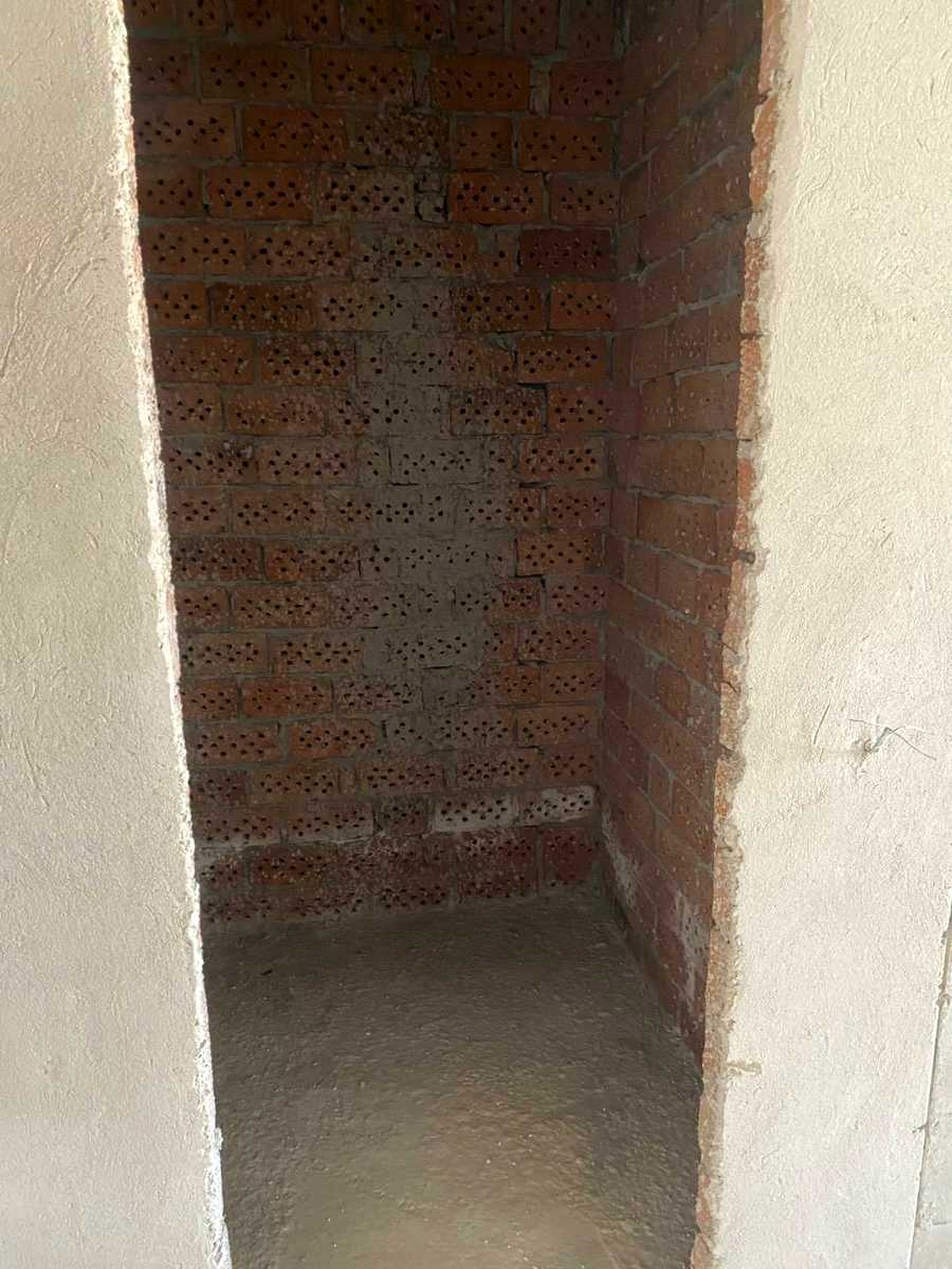 1799307044718237