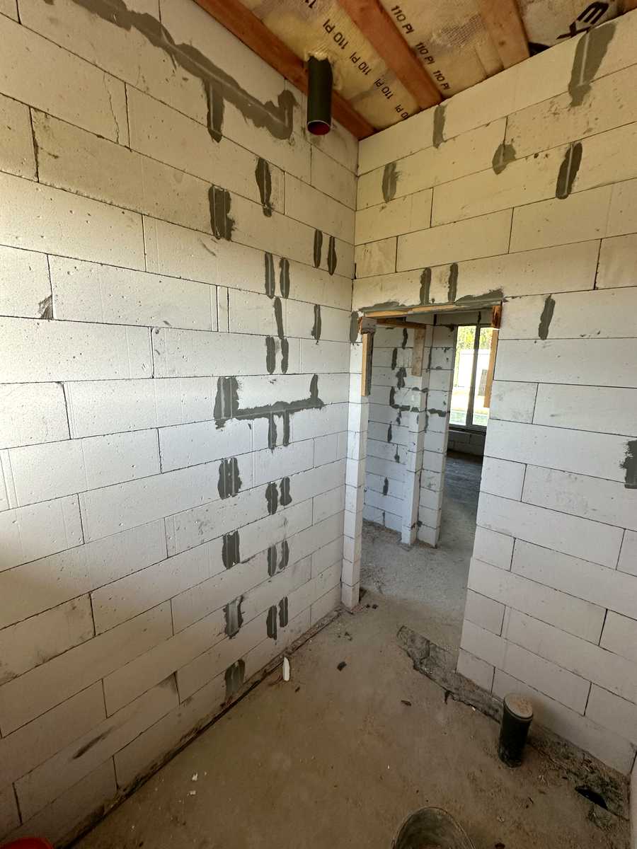 1840641463028985