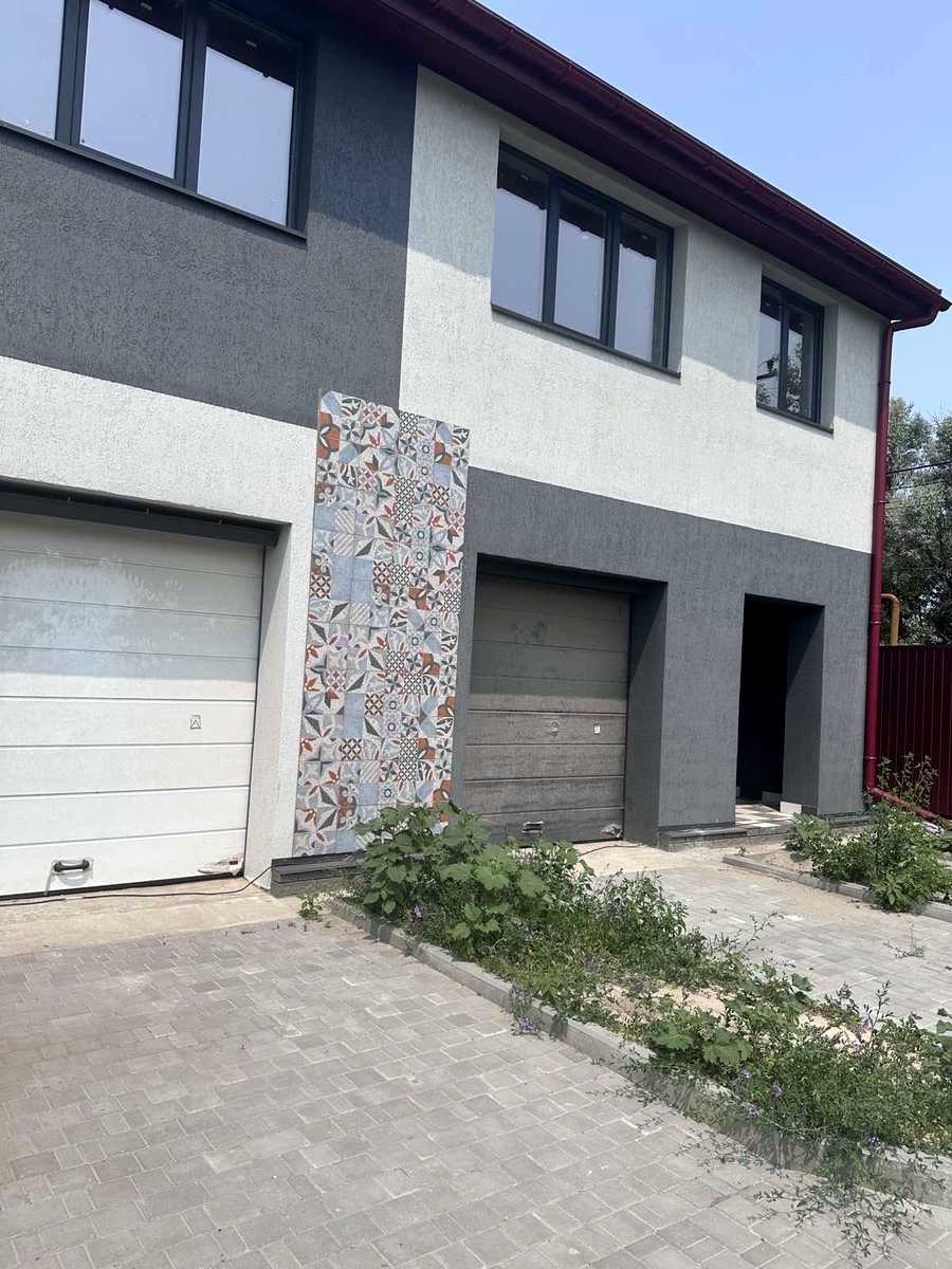 1839074945943019