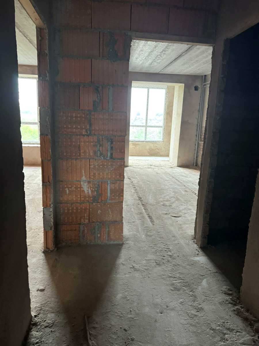 1833276001506368