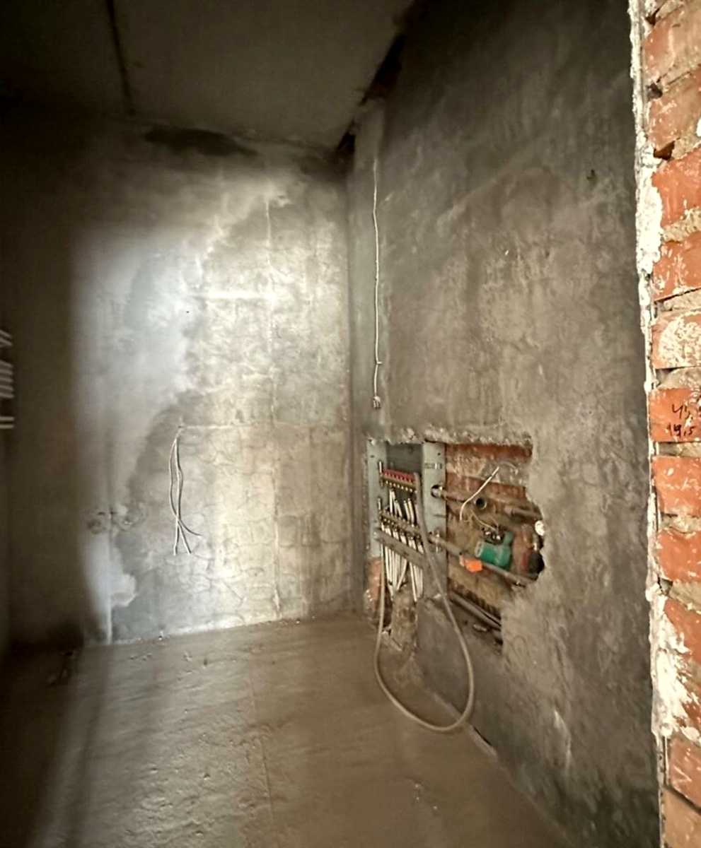1838974670915607