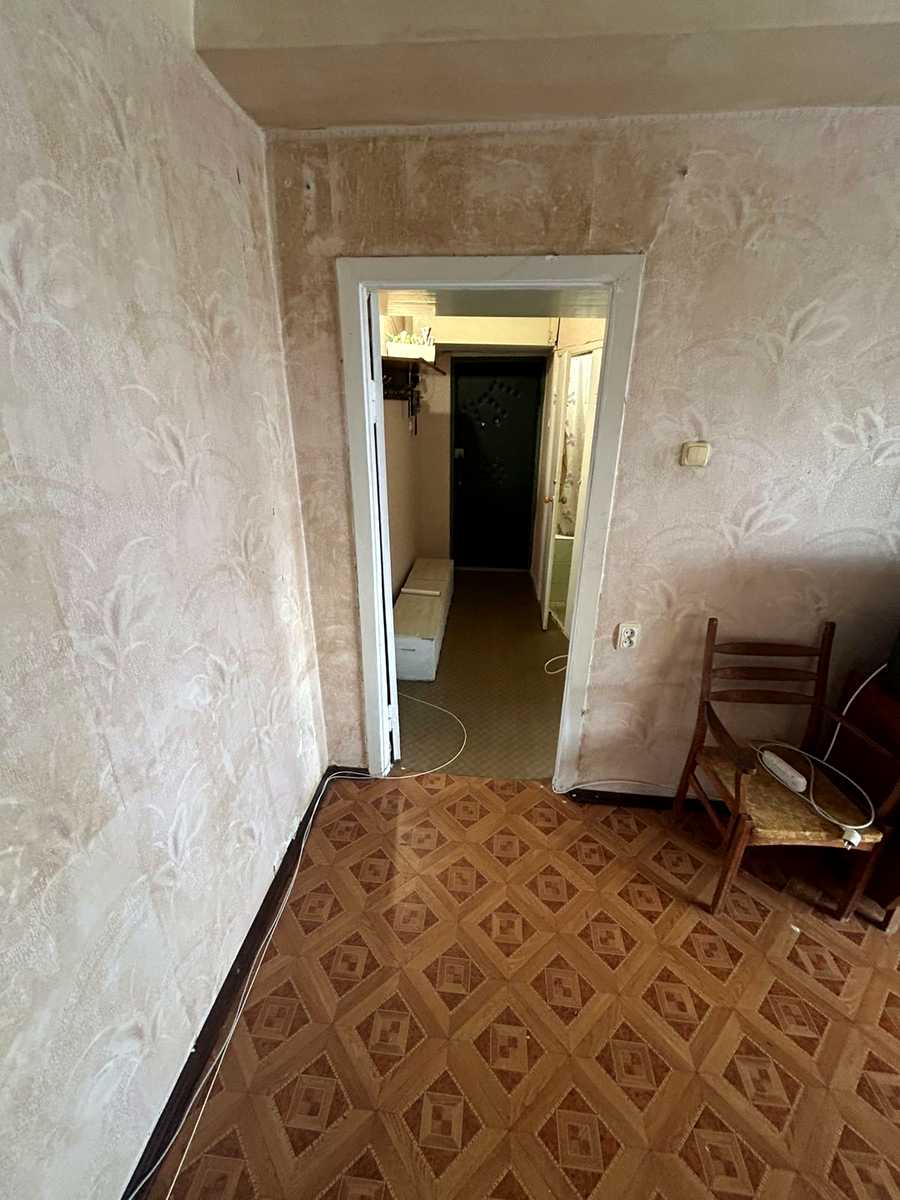 1835201564669635